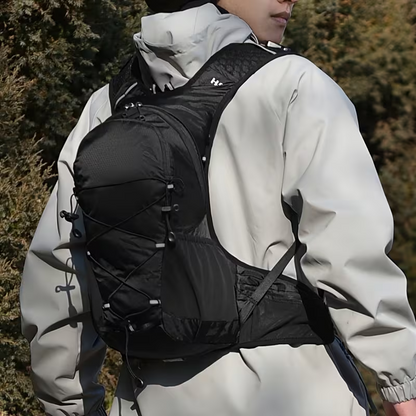 Großer Unisex Wander- & Fahrradrucksack | Leicht, Robust & mit Trekkingstock-Halterung